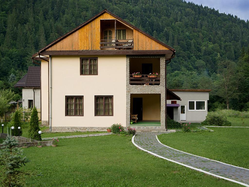 Pensiunea Bobu Hotel Izvoru Muntelui Exterior photo
